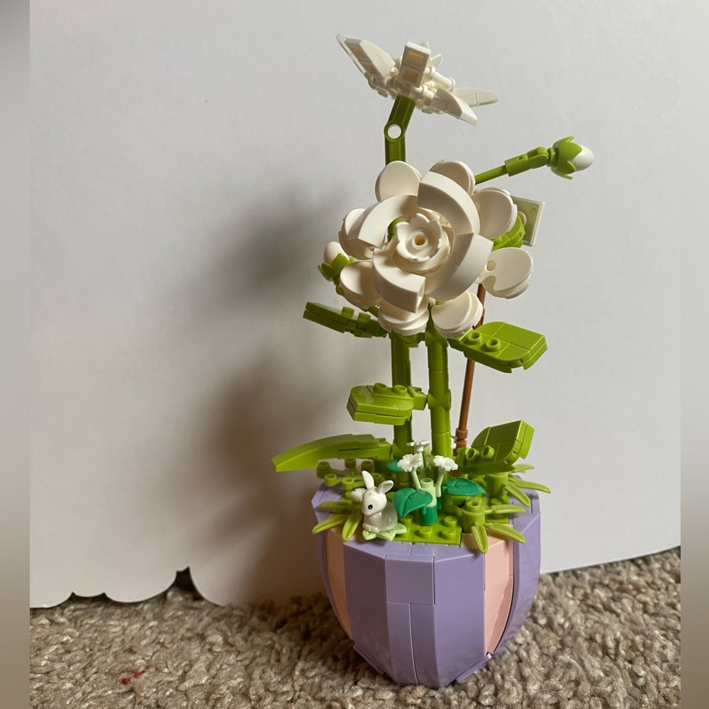 Flower Lego set